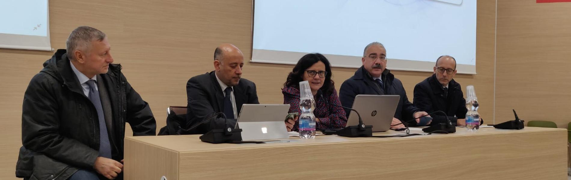 La Regione Puglia riunisce gli amministratori locali per dare impulso allo sviluppo della banda ultralarga